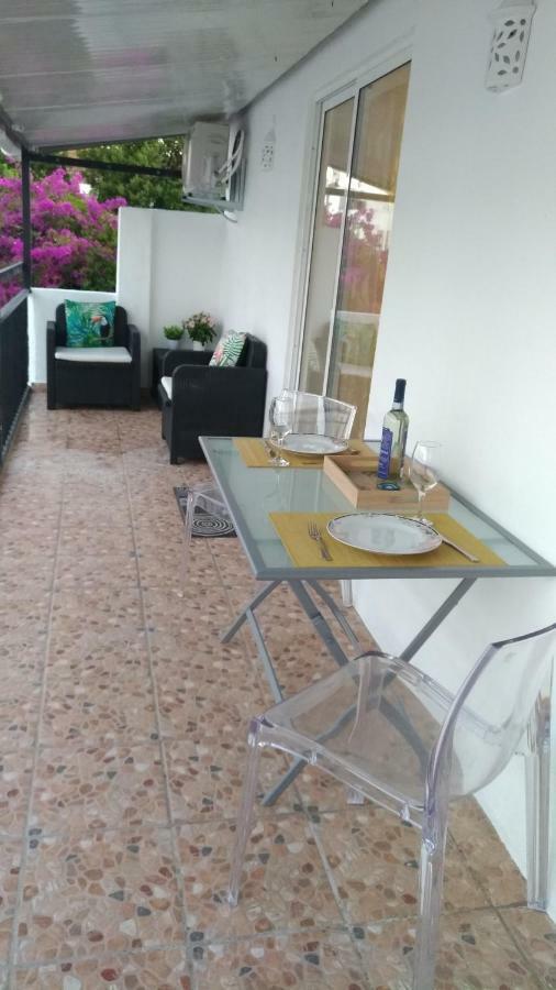 Apt Cardoso 3 Ao Lado Da Praia Peneco Албуфейра Екстериор снимка